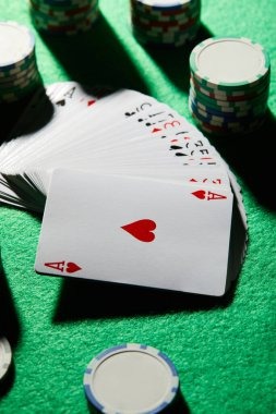 In-play odds update during live action In-play betting interface during active MMA bout